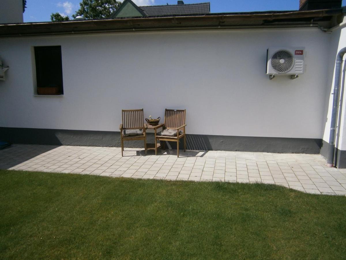 Appartamento Wohnen Im Ehemaligen Kaminstudio Mit Klimaanlage Wittenberg Esterno foto