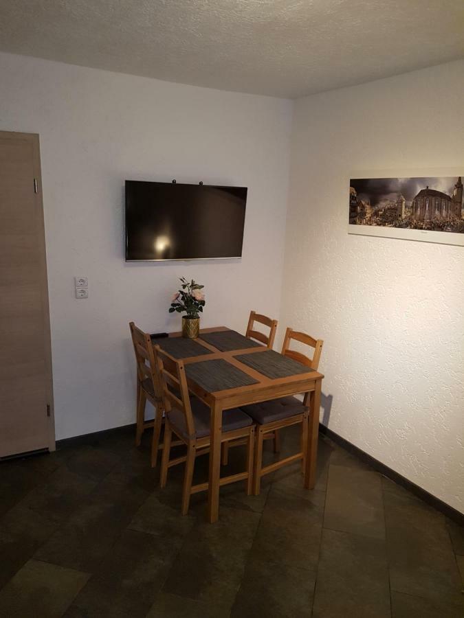 Appartamento Wohnen Im Ehemaligen Kaminstudio Mit Klimaanlage Wittenberg Esterno foto