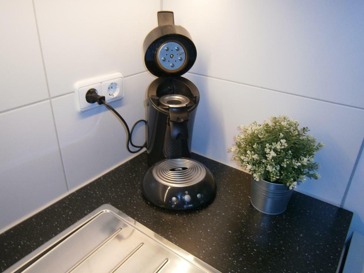 Appartamento Wohnen Im Ehemaligen Kaminstudio Mit Klimaanlage Wittenberg Esterno foto